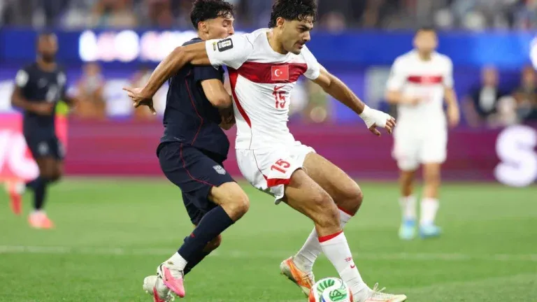 2026-06-26T035136Z-2140454247-UP1EM6Q0APZSS-RTRMADP-3-SOCCER-WORLDCUP-TUR-USA-768x432.webp