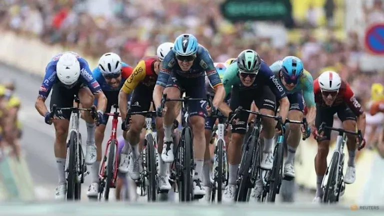 2026-07-16T154151Z_1_LYNXMPEM6F13L_RTROPTP_3_CYCLING-FRANCE-768x433.webp
