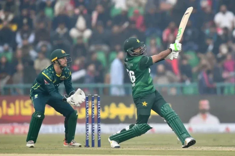 Babar-Azam-860x572-1-768x511.webp