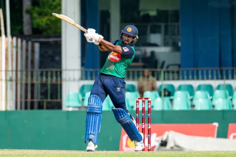Kamindu-Mendis-768x512.webp