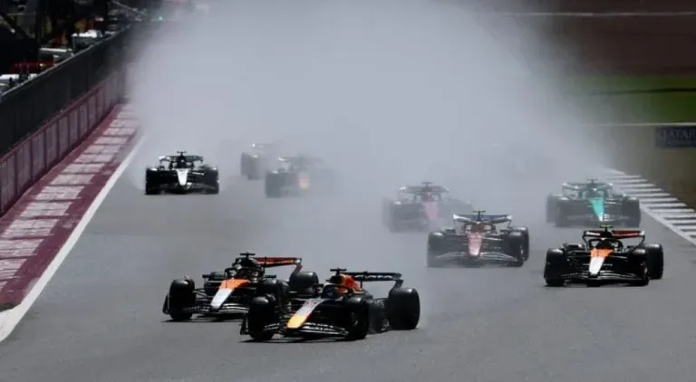 Silverstone-will-host-a-sprint-race-768x422.webp