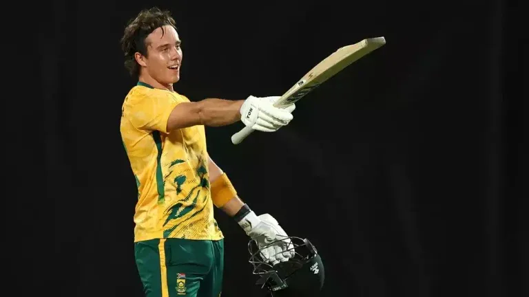 dewald-brevis-smashed-an-unbeaten-125-off-56-balls-against-australia-in-the-second-t20i-768x432.webp