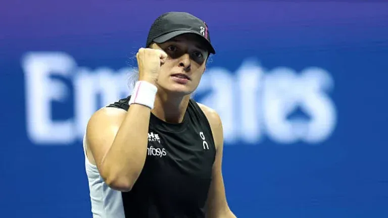 iga-swiatek-anna-kalinskaya-us-open-2025-768x432.webp