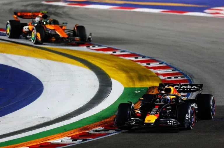 lando-norris-mclaren-max-verst-2-768x510.webp