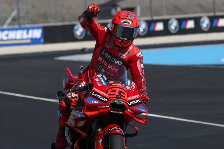 marc-marquez-ducati-team-4-768x511.webp