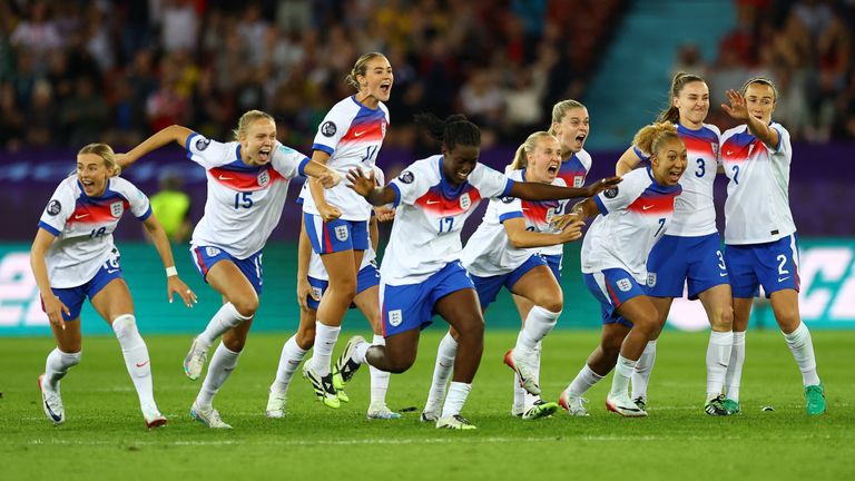 skynews-england-womens-euros_6967470.jpg