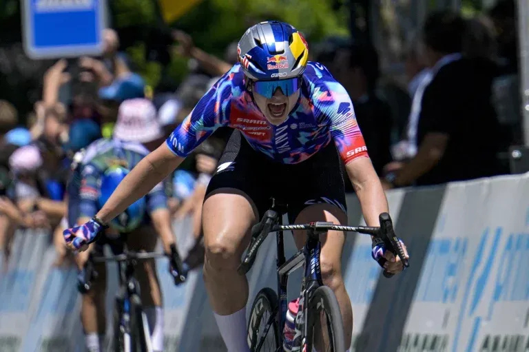 zoe-backstedt-tour-de-suisse-women-stage-3-win-bad-ragaz-768x511.webp